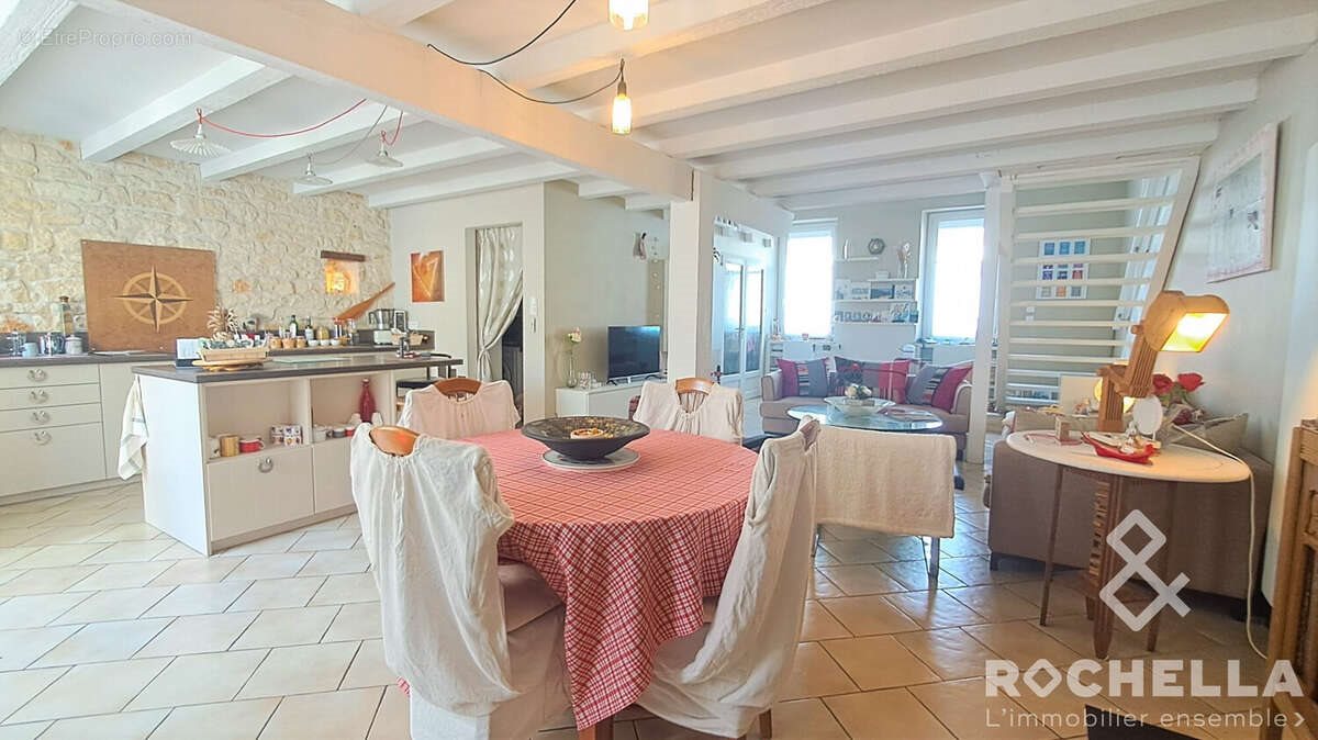 Maison à vendre, 116m², Rochefort