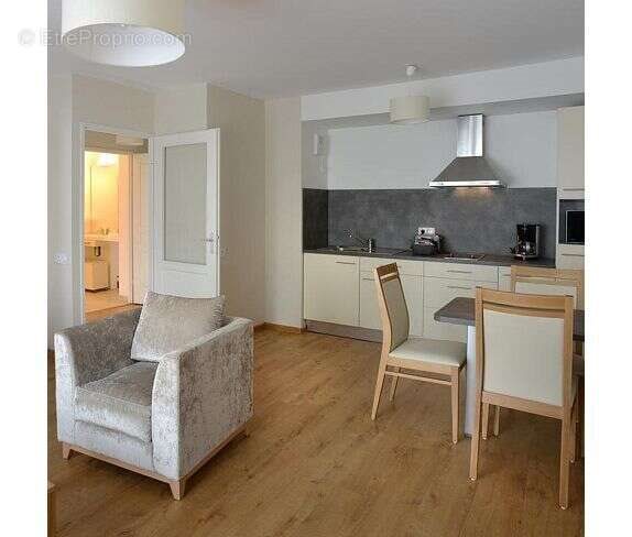 Appartement à vendre, 46m², Saint-Doulchard