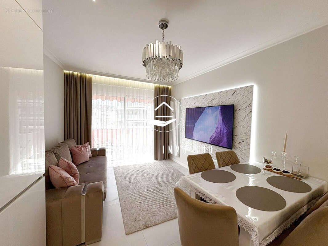 Appartement à vendre, 66m², Cagnes-sur-Mer