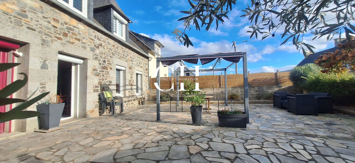 Maison à vendre, 121m², Hillion