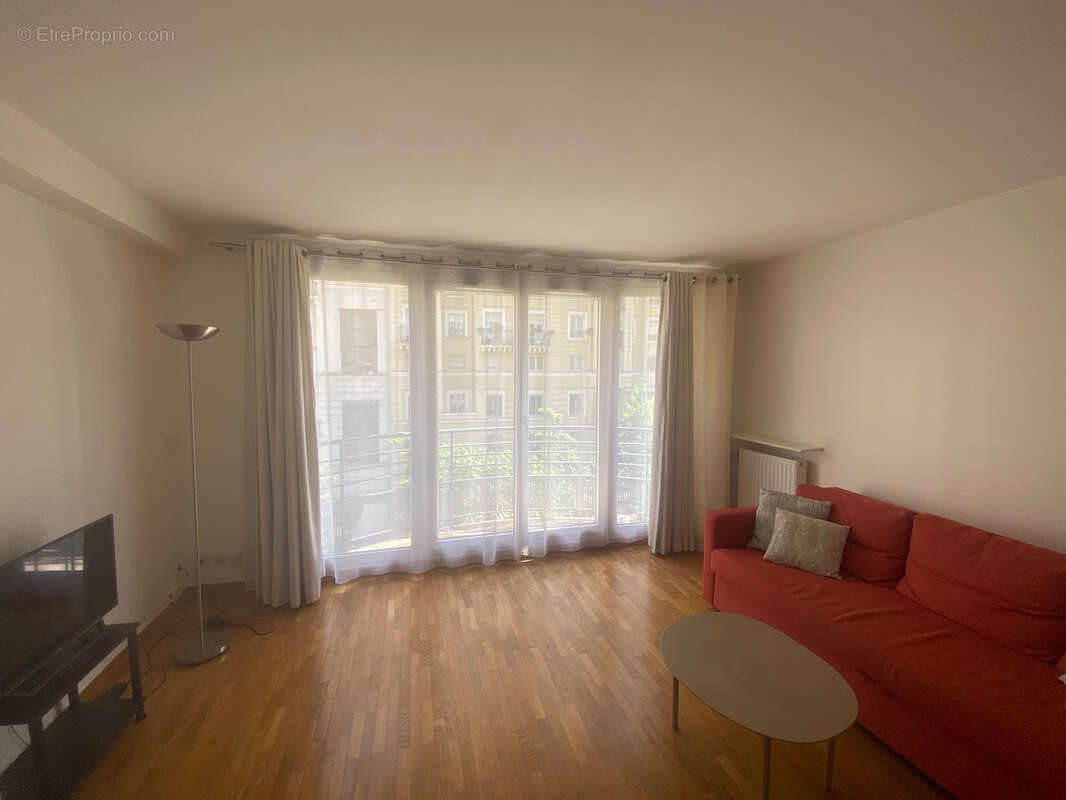 Appartement à vendre, 45m², Courbevoie