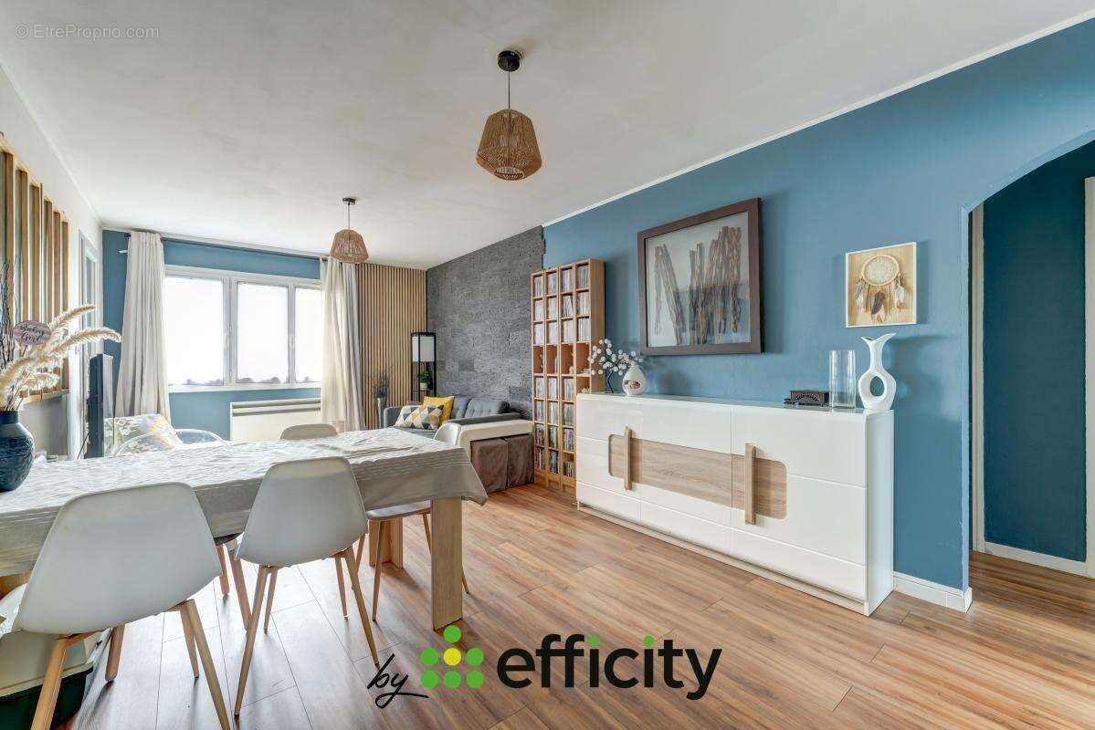 Appartement à vendre, 81m², Saint-Priest