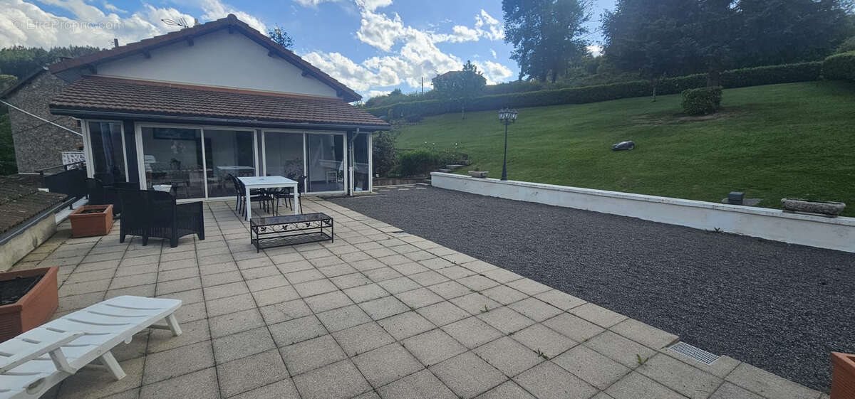 Maison à vendre, 147m², La Monnerie-le-Montel