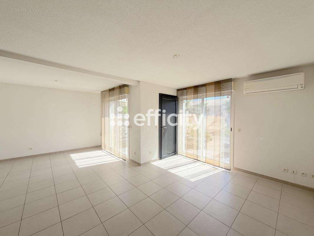 Maison à vendre, 86m², Cournonsec