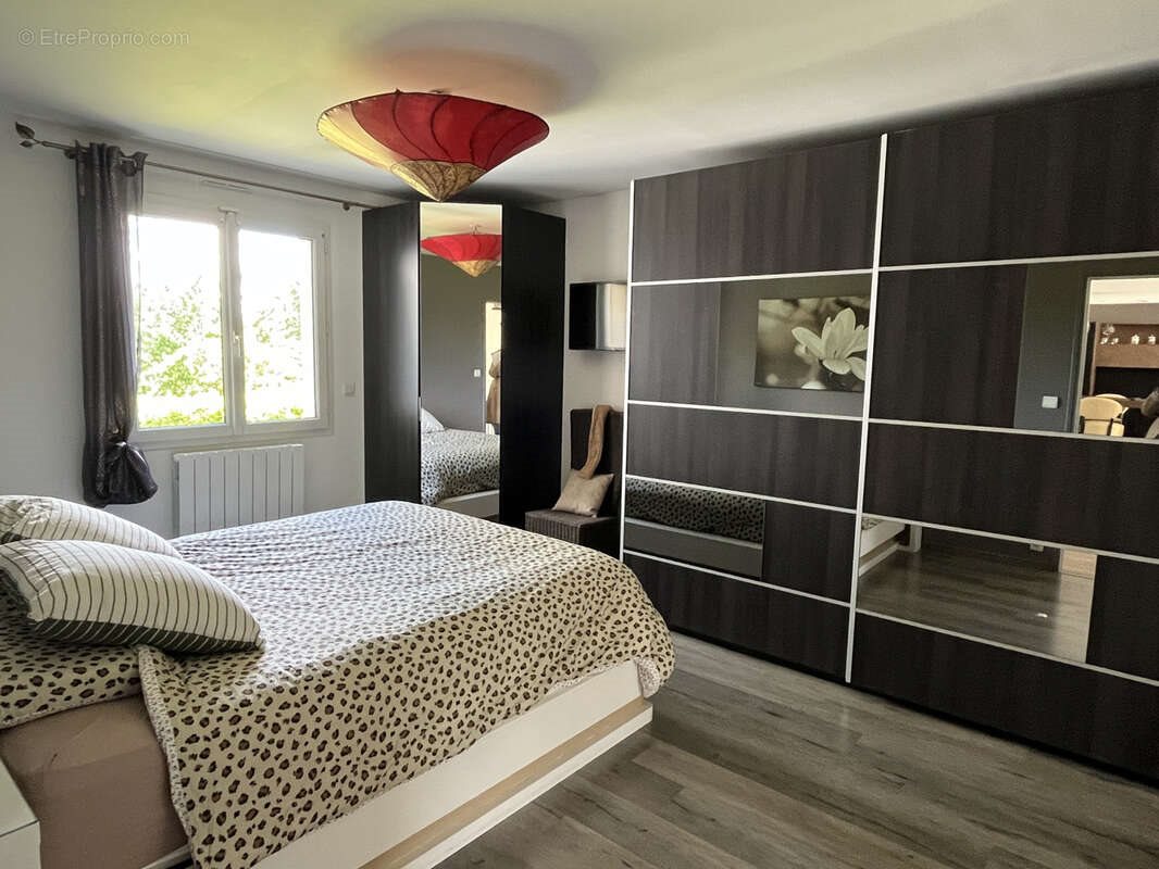 Maison à vendre, 204m², Yvré-l'Evêque