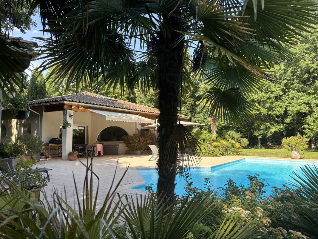 Maison à vendre, 202m², Montélier