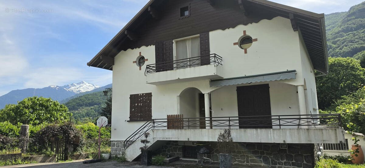 Maison à vendre, 238m², Tours-en-Savoie