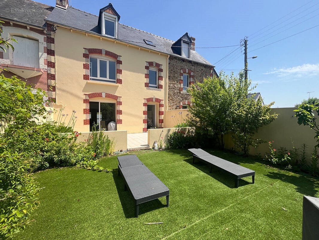 Maison à vendre, 126m², Hillion
