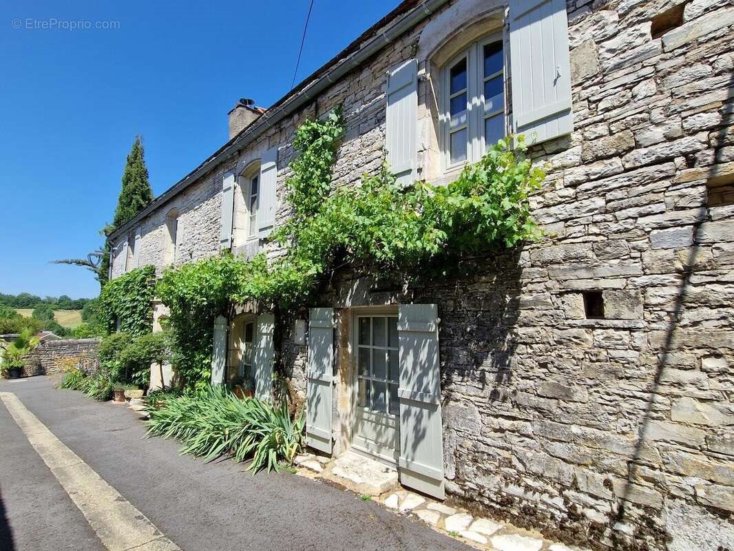 Maison à vendre, 180m², Thédirac