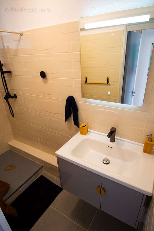 Appartement à vendre, 55m², Fort-de-France