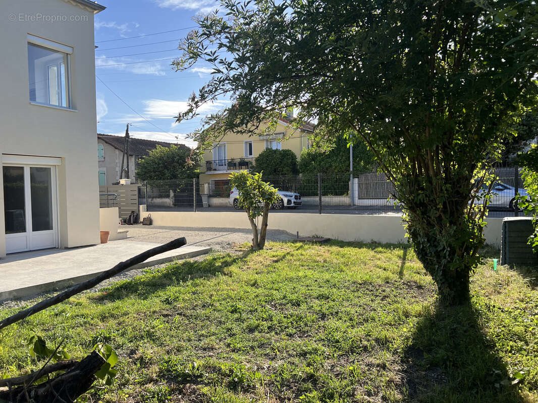 Maison à vendre, 102m², Bourg-lès-Valence