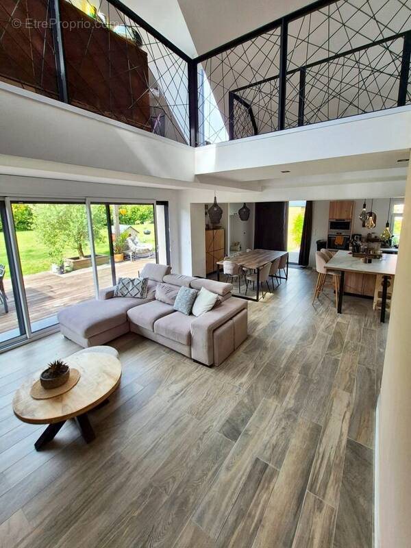 Maison à vendre, 130m², Sebourg