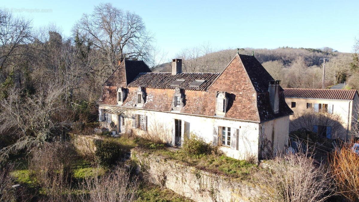 Maison à vendre, 187m², Tamniès