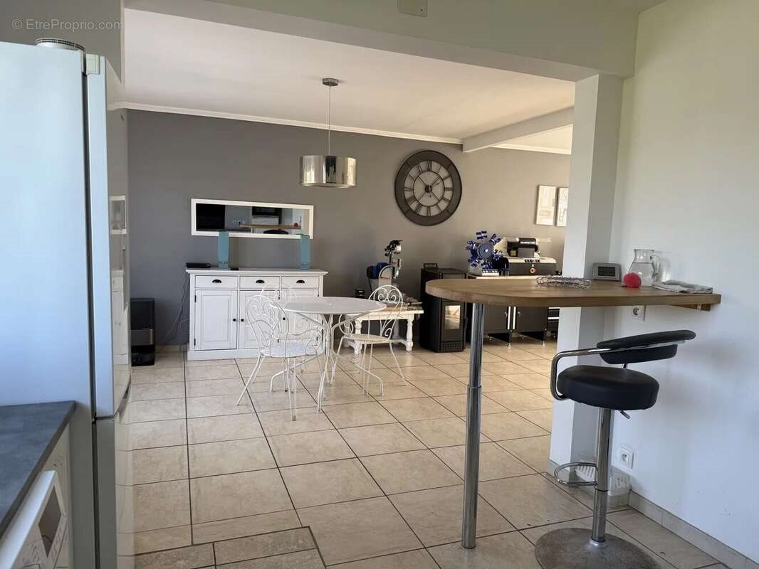 Maison à vendre, 67m², Oncy-sur-Ecole