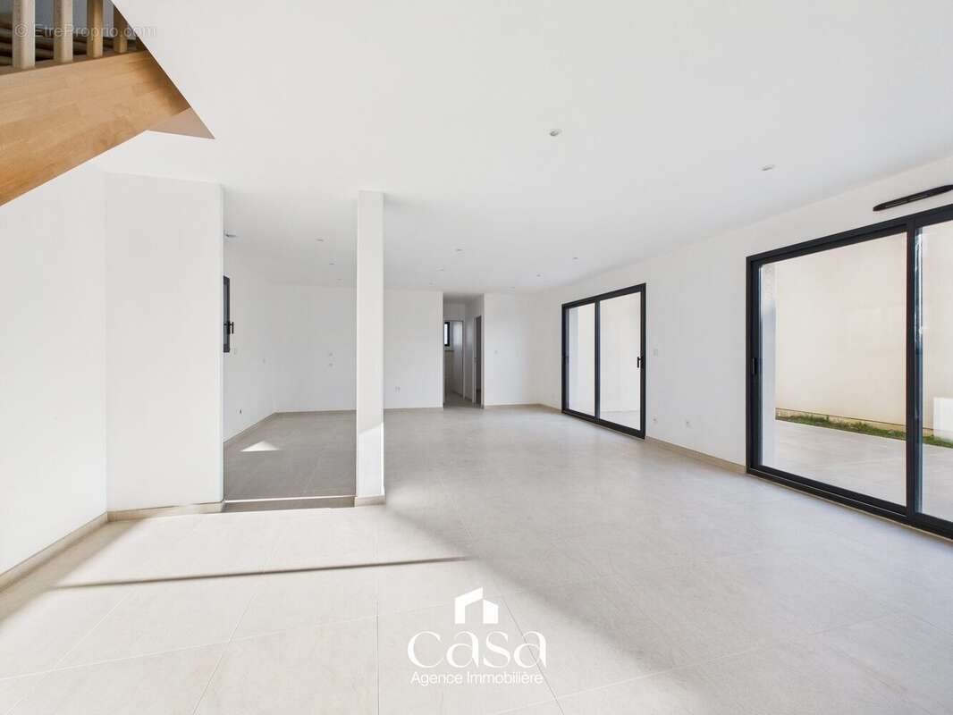 Maison à vendre, 120m², Bernières-sur-Mer