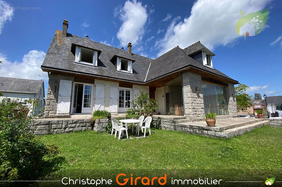 Maison à vendre, 219m², Combourg