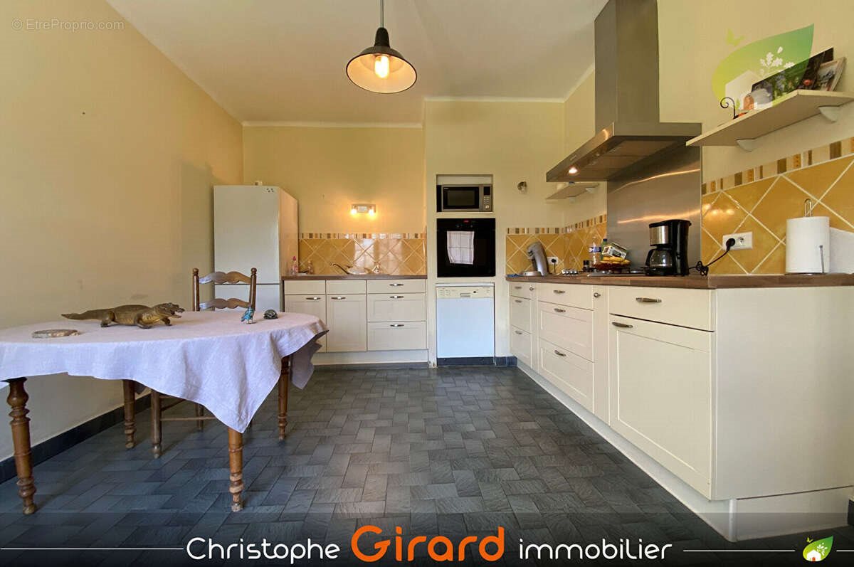 Maison à vendre, 219m², Combourg