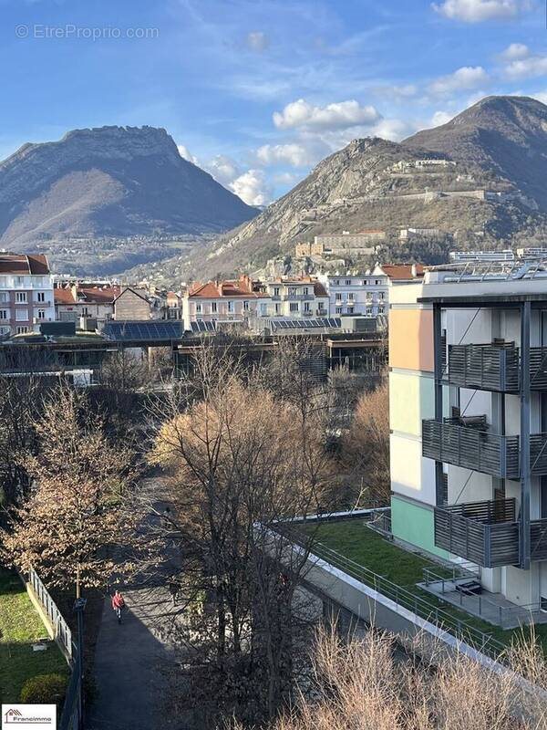 Appartement à vendre, 67m², Grenoble