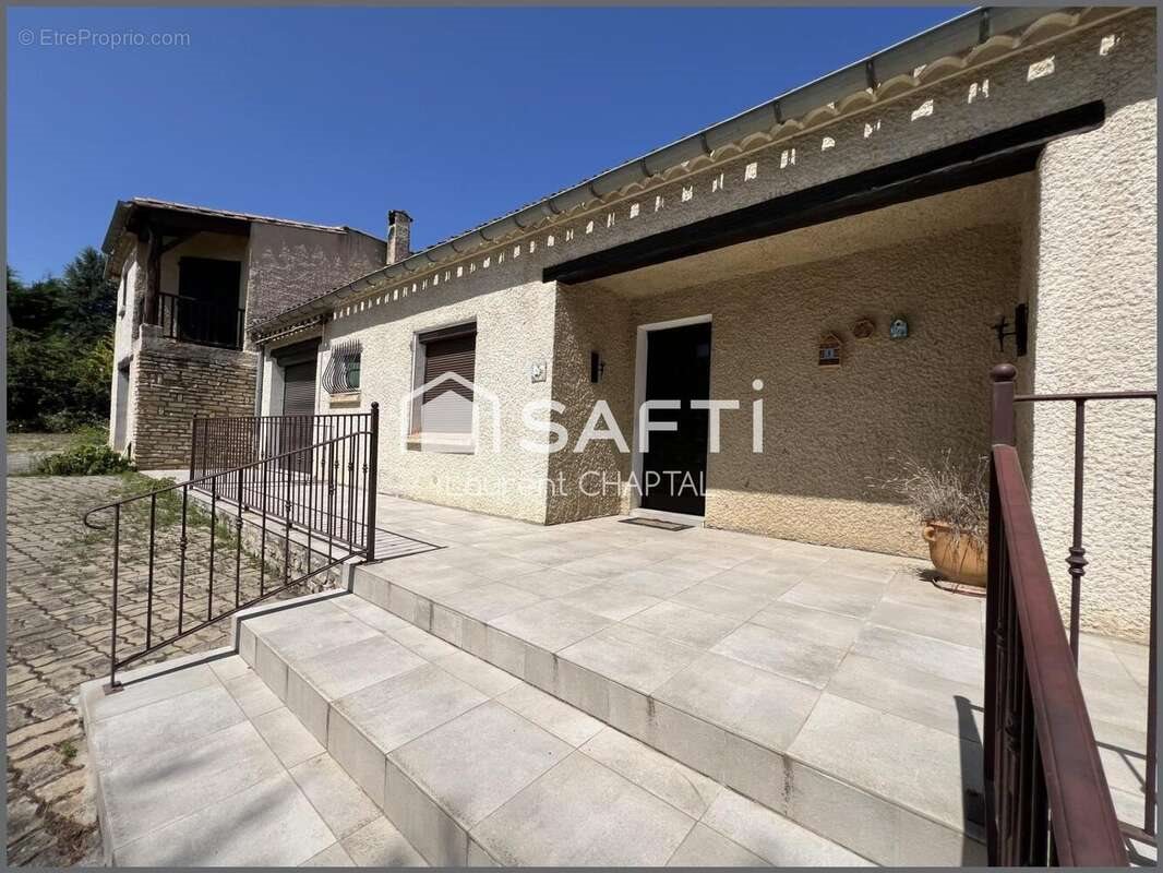 Maison à vendre, 180m², Lavalette