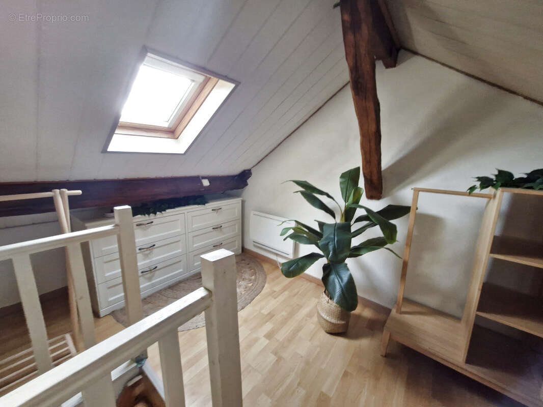 Appartement à vendre, 23m², Louvres
