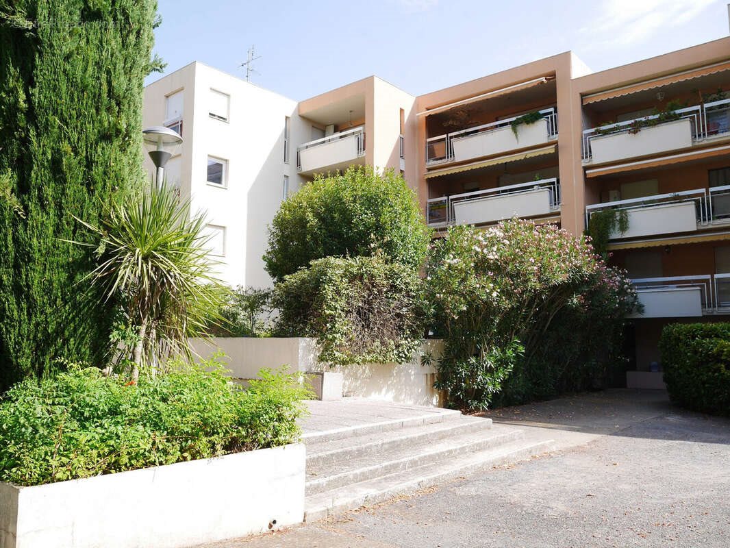 Appartement à vendre, 33m², Nîmes