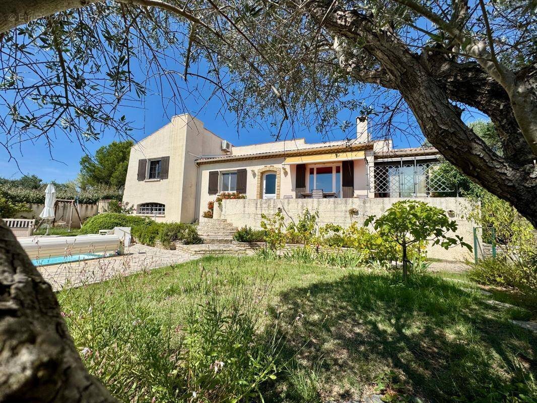 Maison à vendre, 136m², Castelnau-de-Guers