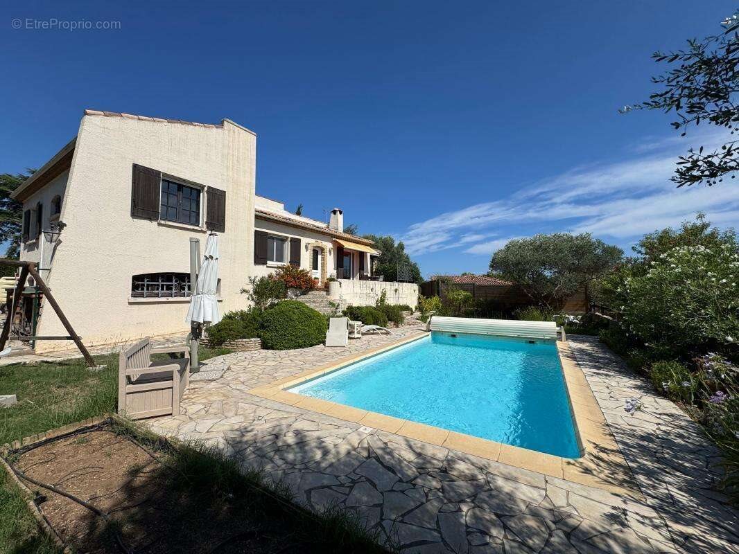 Maison à vendre, 136m², Castelnau-de-Guers