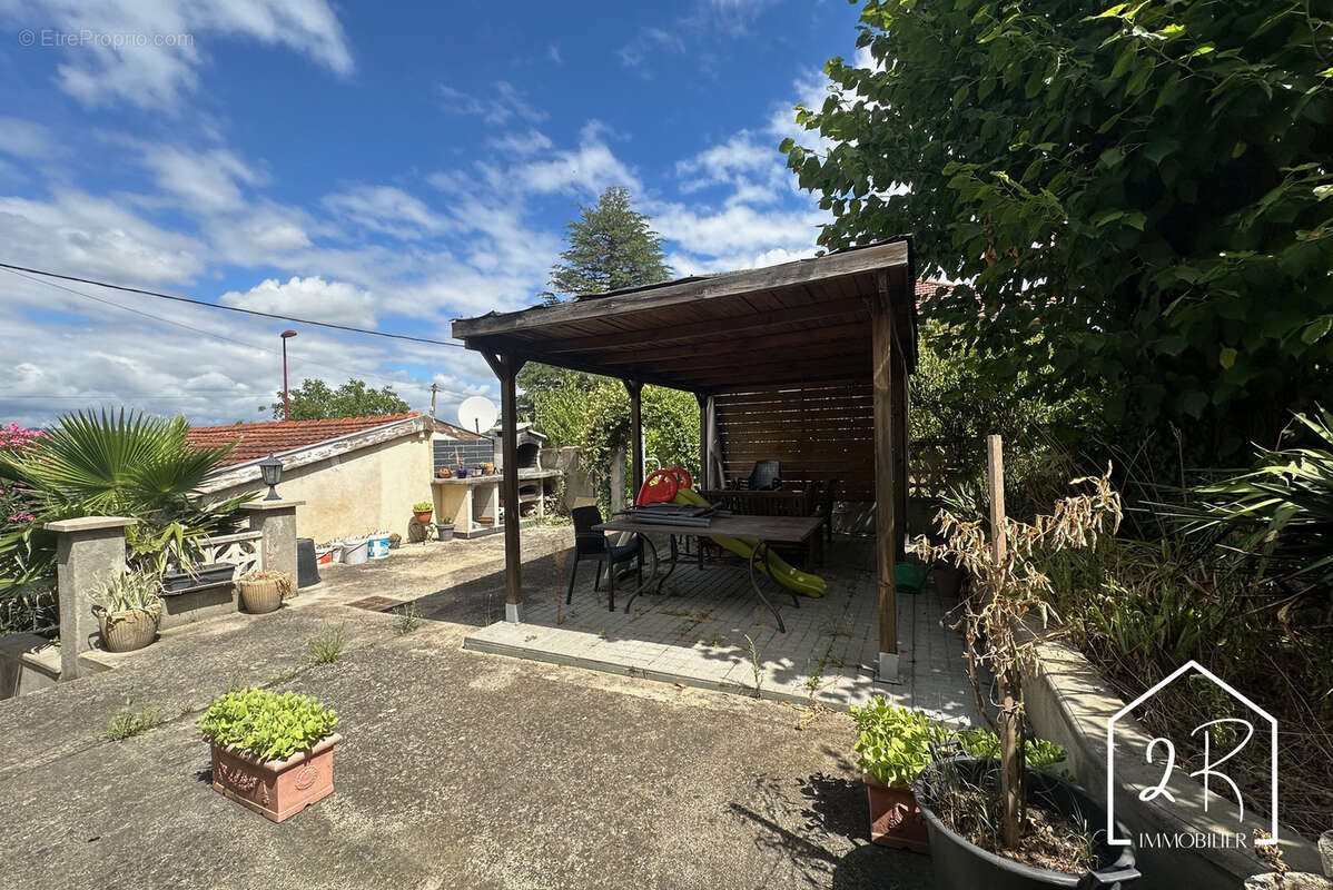 Maison à vendre, 172m², Ternay