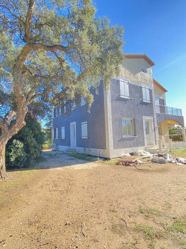 Maison à vendre, 170m², La Londe-les-Maures