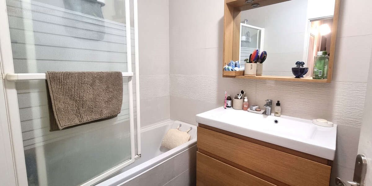 Appartement à vendre, 70m², Houilles