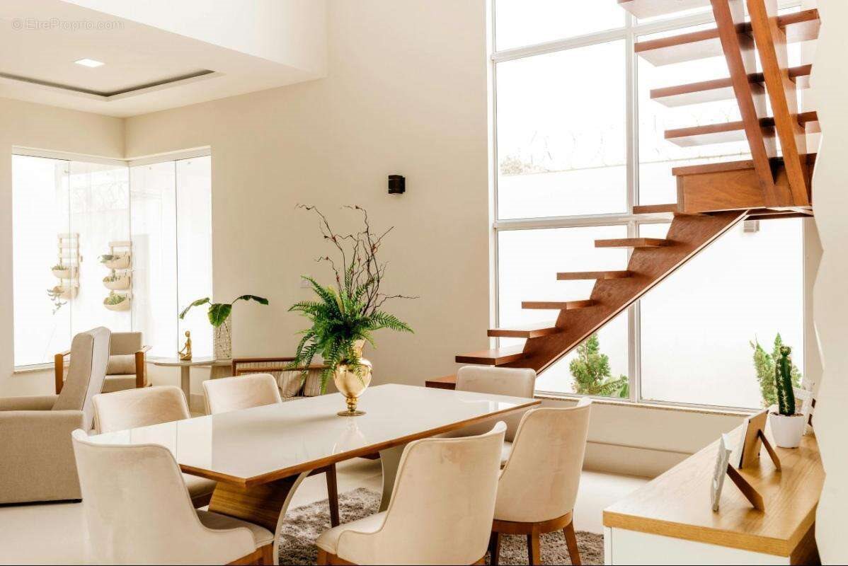 Maison à vendre, 129m², Périgny