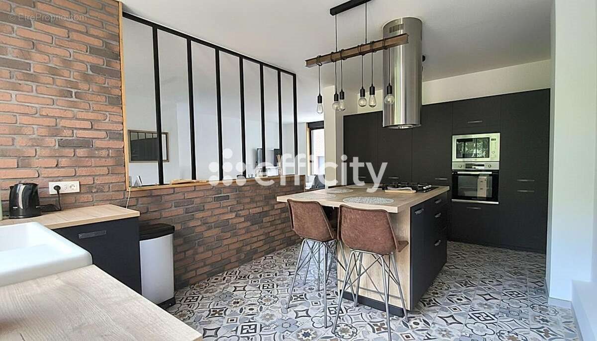 Maison à vendre, 121m², Valenciennes