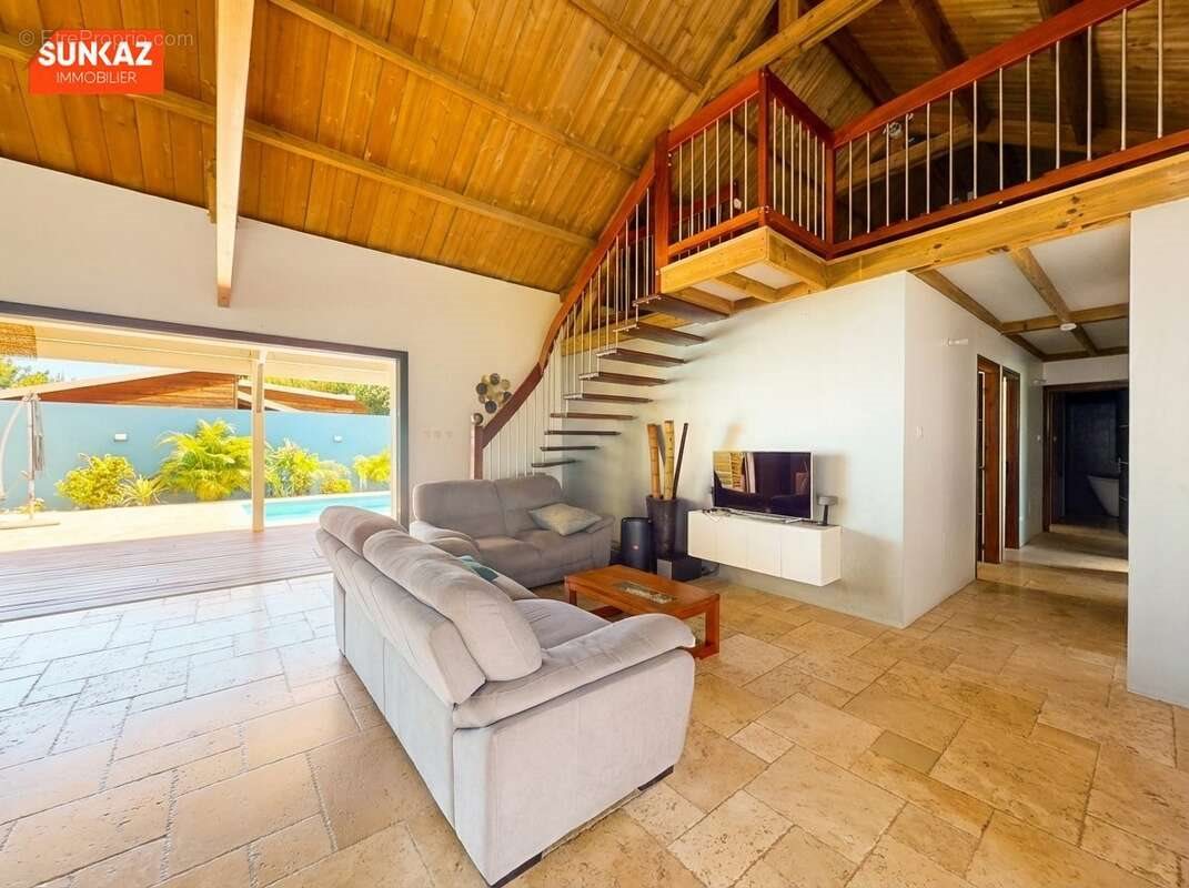 Maison à vendre, 121m², Saint-Pierre