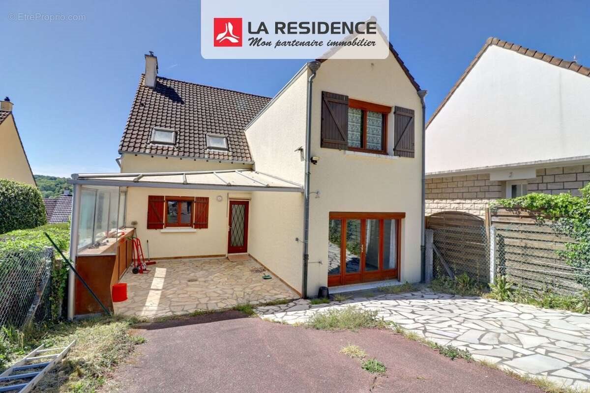 Maison à vendre, 183m², Nézel
