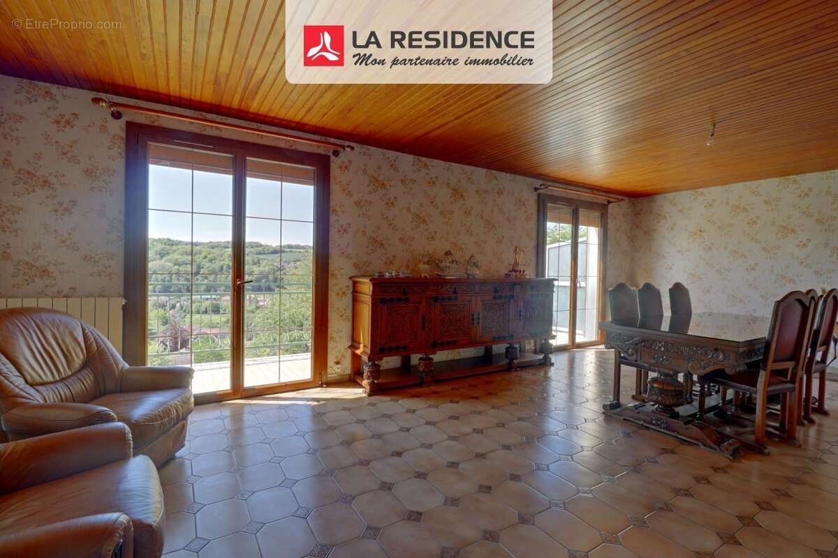Maison à vendre, 183m², Nézel