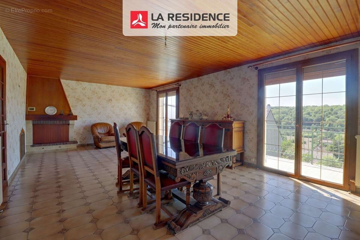 Maison à vendre, 183m², Nézel