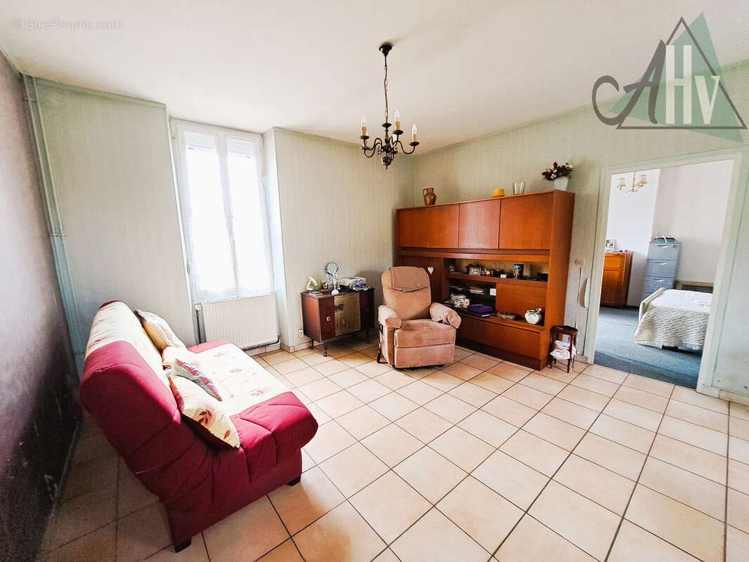 Maison à vendre, 103m², Pont-sur-Yonne
