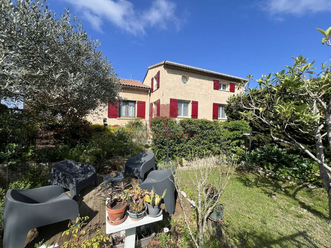 Maison à vendre, 208m², Gignac