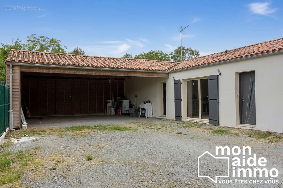 Maison à vendre, 101m², Benet
