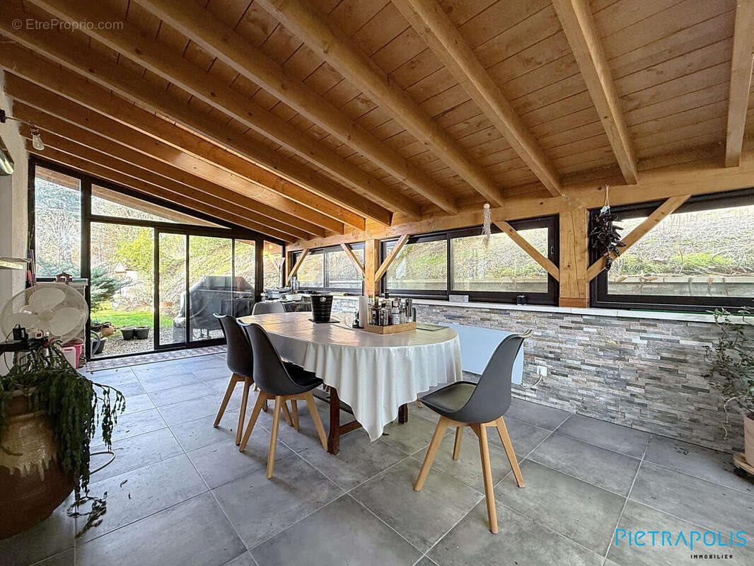 Maison à vendre, 95m², Saint-Clément-sur-Valsonne