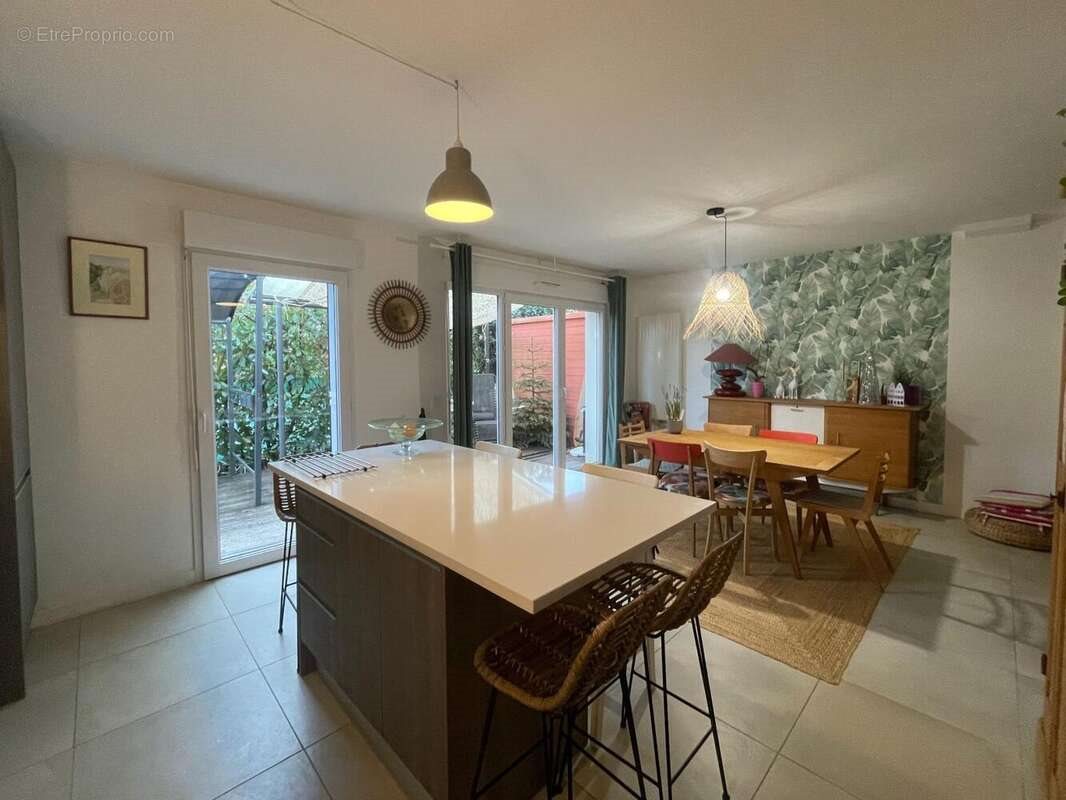 Maison à vendre, 92m², Saint-Martin-de-Seignanx