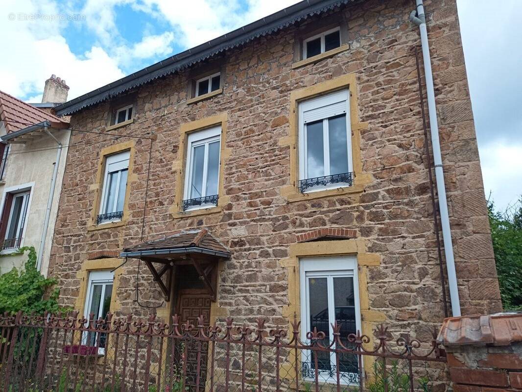 Maison à vendre, 100m², Cours-la-Ville