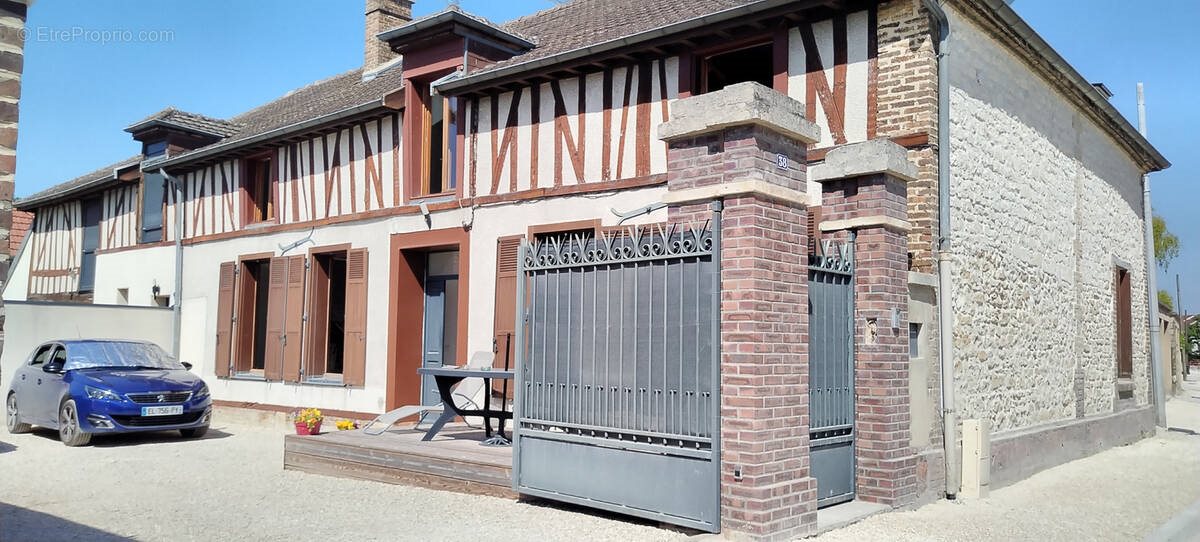 Maison à vendre, 186m², Saint-André-les-Vergers