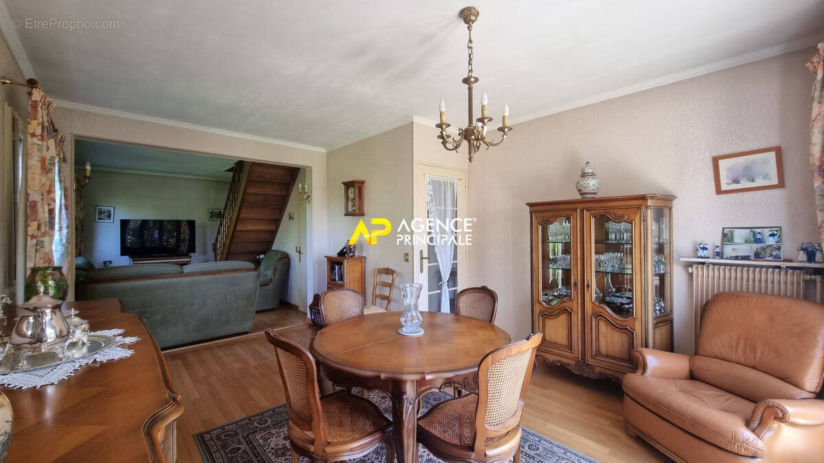 Maison à vendre, 100m², Sartrouville