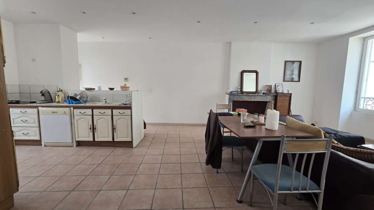 Appartement à vendre, 75m², Nîmes