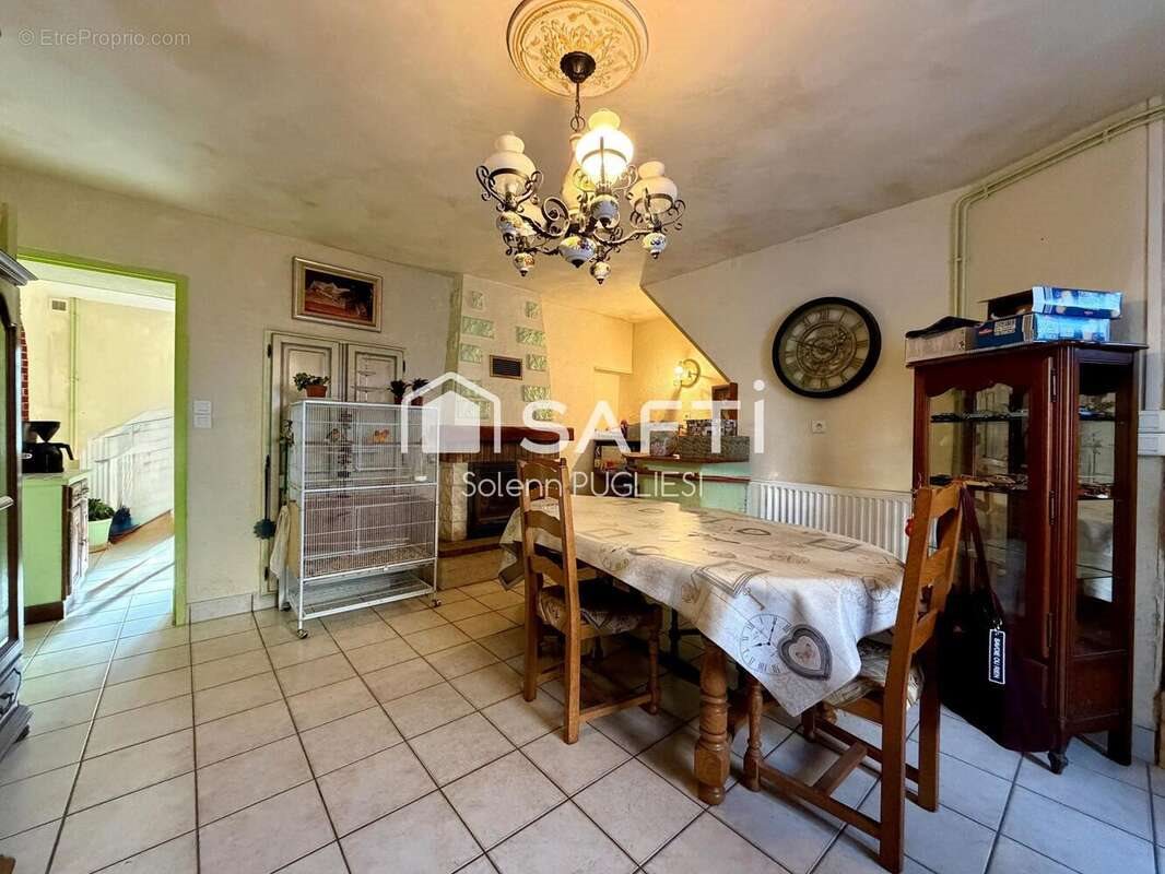 Maison à vendre, 84m², Beaucroissant