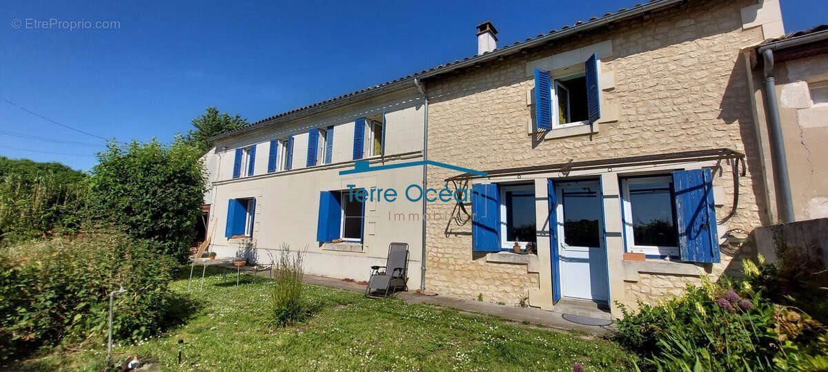 Maison à vendre, 226m², Saint-Fort-sur-Gironde