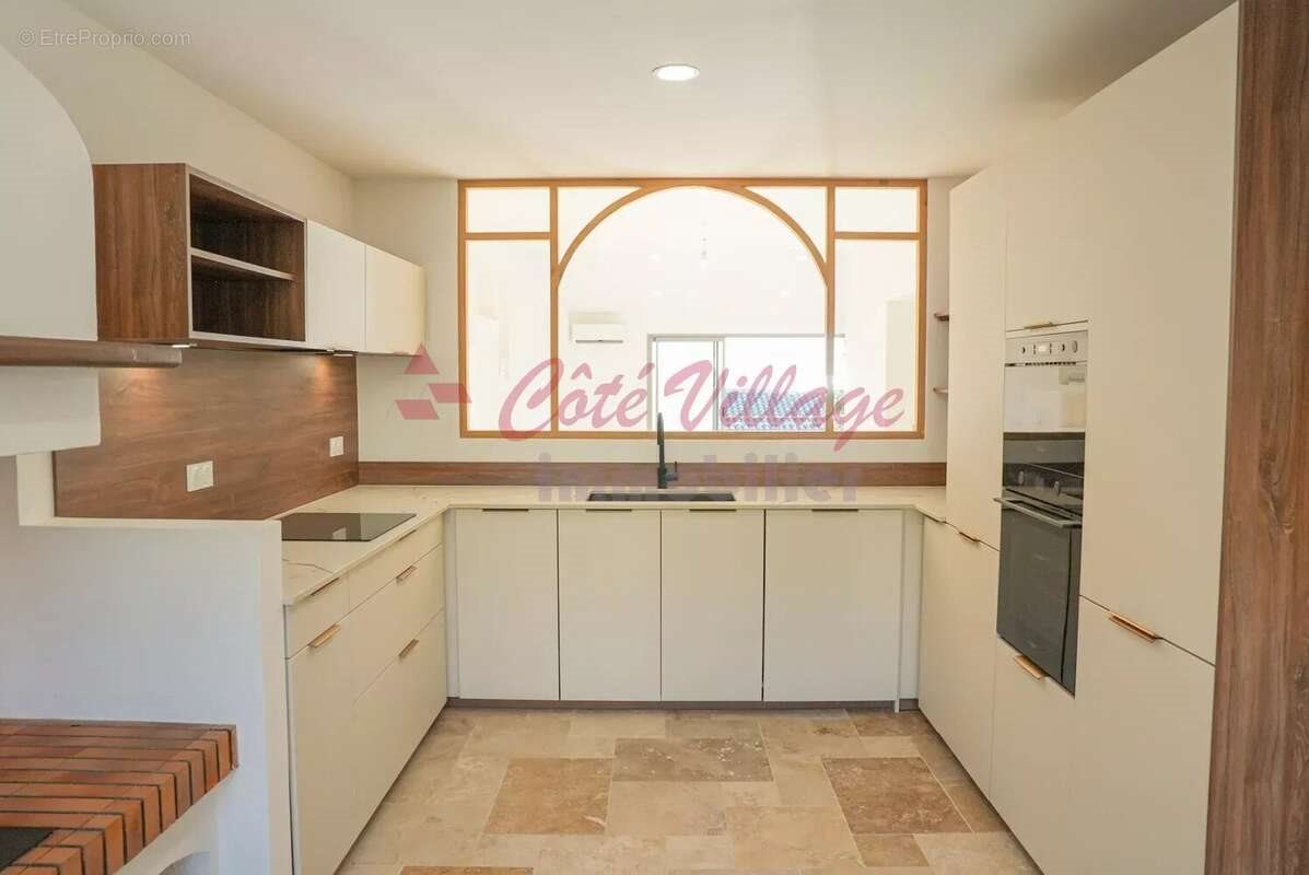 Maison à vendre, 205m², Narbonne