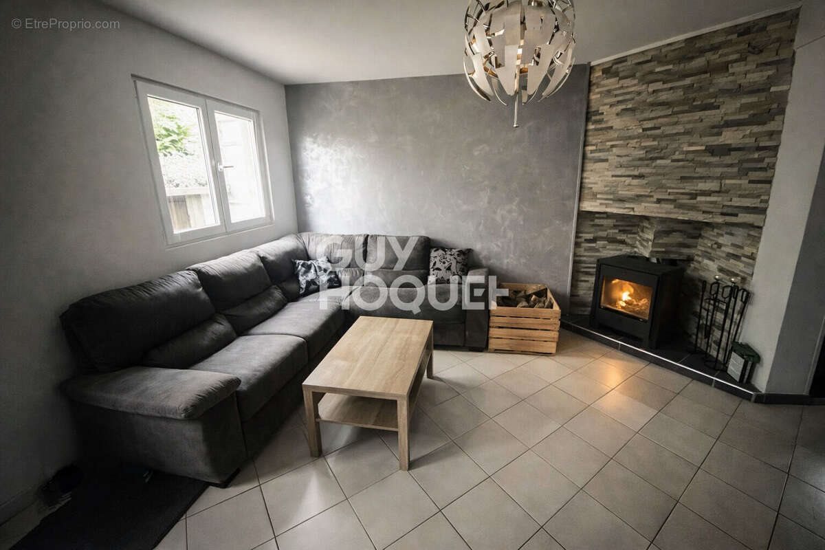 Maison à vendre, 95m², Vic-sur-Aisne