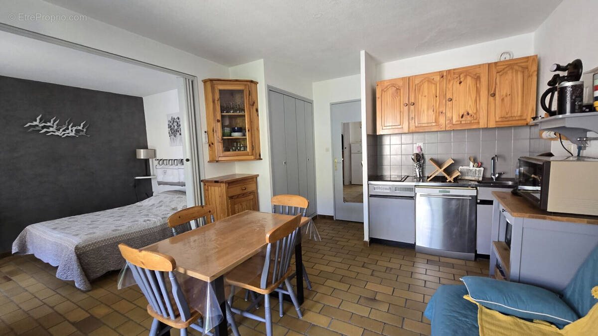 Appartement à vendre, 30m², Saint-Cyr-sur-Mer